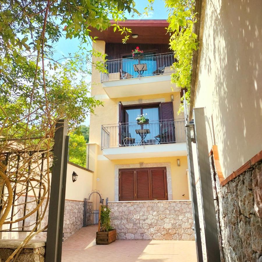 Villa Gloria Gaggi Exterior photo